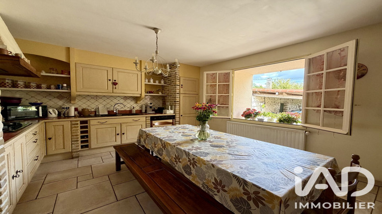Ma-Cabane - Vente Maison Saint-Aubin-le-Cloud, 169 m²