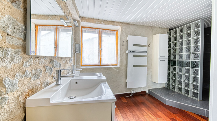 Ma-Cabane - Vente Maison SAINT-AUGUSTIN-DES-BOIS, 155 m²