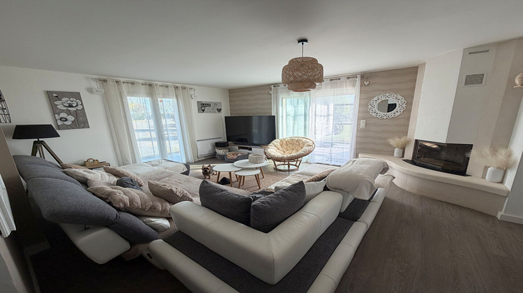 Ma-Cabane - Vente Maison SAINT-AUGUSTIN-DES-BOIS, 195 m²