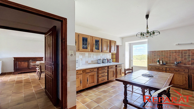 Ma-Cabane - Vente Maison Saint-Aulaire, 265 m²