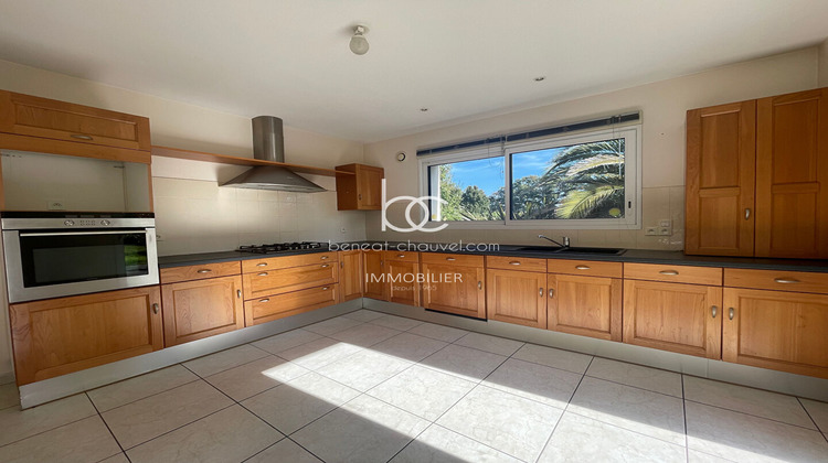 Ma-Cabane - Vente Maison SAINT-AVE, 234 m²