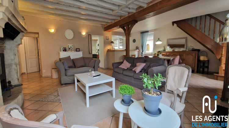 Ma-Cabane - Vente Maison SAINT-AY, 153 m²