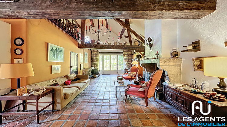 Ma-Cabane - Vente Maison SAINT-AY, 264 m²