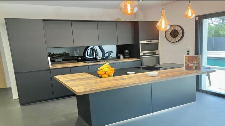 Ma-Cabane - Vente Maison SAINT AYGULF, 165 m²