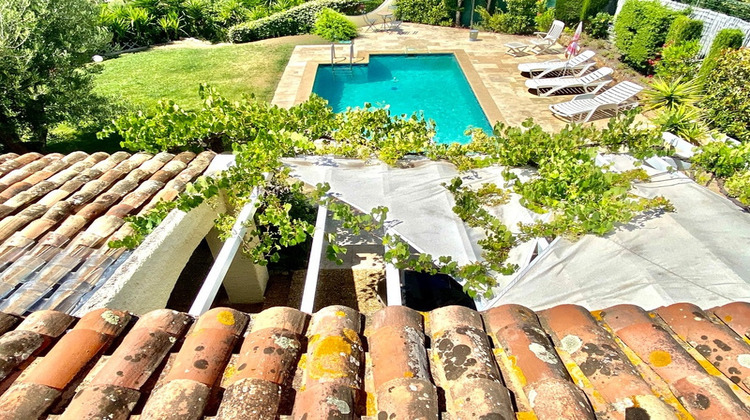 Ma-Cabane - Vente Maison SAINT AYGULF, 240 m²