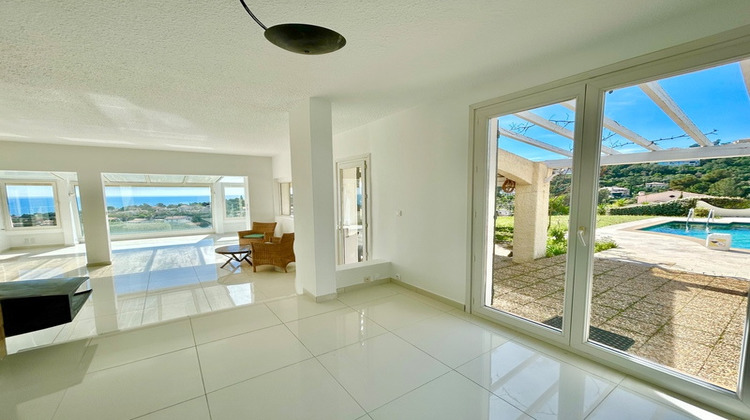 Ma-Cabane - Vente Maison SAINT AYGULF, 240 m²