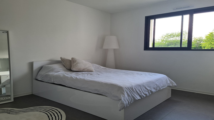 Ma-Cabane - Vente Maison SAINT BARTHELEMY D'ANJOU, 145 m²