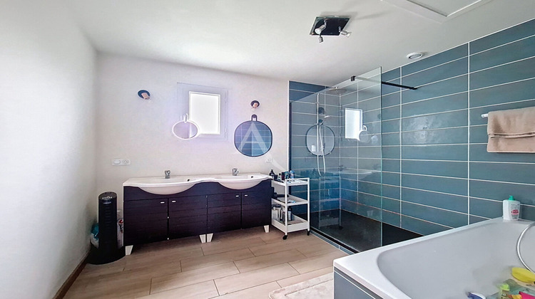 Ma-Cabane - Vente Maison SAINT-BARTHELEMY-D'ANJOU, 103 m²