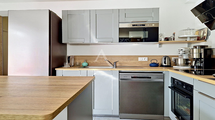 Ma-Cabane - Vente Maison SAINT-BARTHELEMY-D'ANJOU, 122 m²