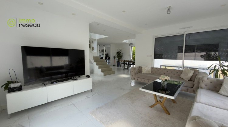 Ma-Cabane - Vente Maison SAINT BARTHELEMY D'ANJOU, 146 m²