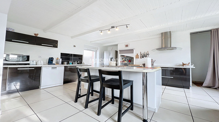 Ma-Cabane - Vente Maison SAINT-BENOIT-DES-ONDES, 240 m²