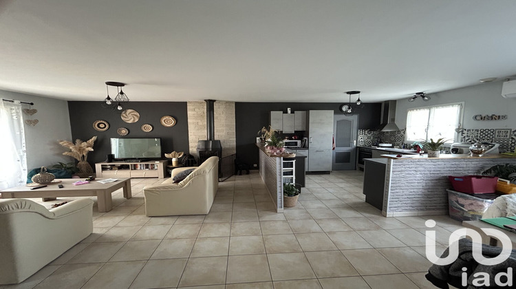 Ma-Cabane - Vente Maison Saint-Benoît-du-Sault, 127 m²