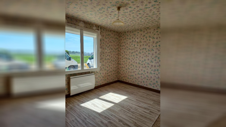 Ma-Cabane - Vente Maison SAINT BENOIT SUR LOIRE, 97 m²