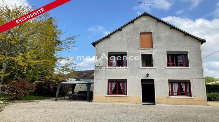 Ma-Cabane - Vente Maison SAINT BERTHEVIN, 100 m²