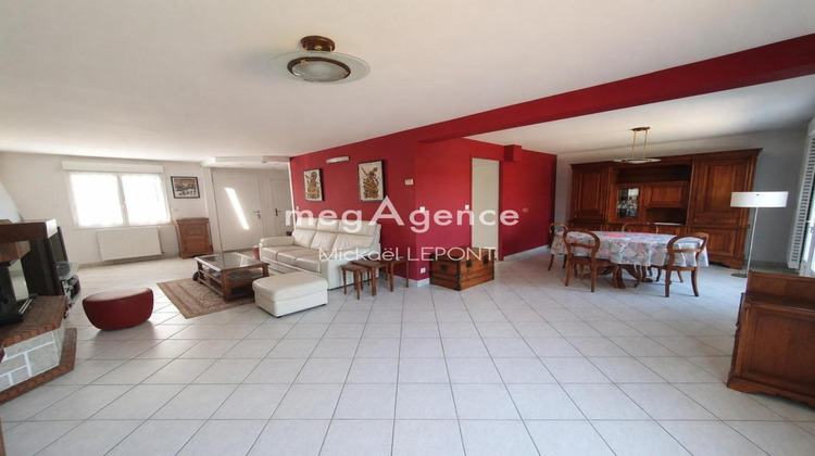 Ma-Cabane - Vente Maison SAINT BERTHEVIN, 104 m²