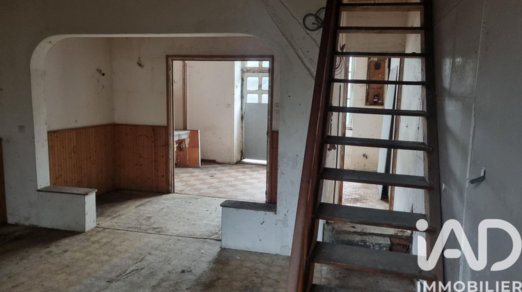 Ma-Cabane - Vente Maison Saint-Berthevin-la-Tannière, 64 m²