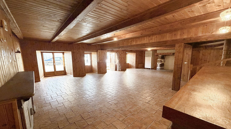 Ma-Cabane - Vente Maison SAINT-BONNET-DE-CONDAT, 90 m²