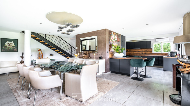 Ma-Cabane - Vente Maison SAINT-BONNET-DE-MURE, 176 m²