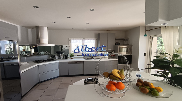 Ma-Cabane - Vente Maison SAINT-BONNET-DE-MURE, 255 m²