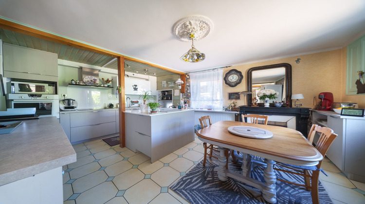 Ma-Cabane - Vente Maison Saint-Bonnet-de-Rochefort, 215 m²