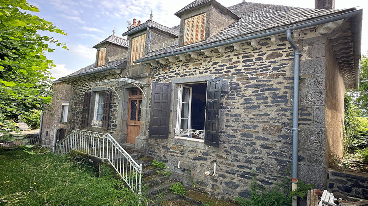 Ma-Cabane - Vente Maison Saint-Bonnet-de-Salers, 129 m²