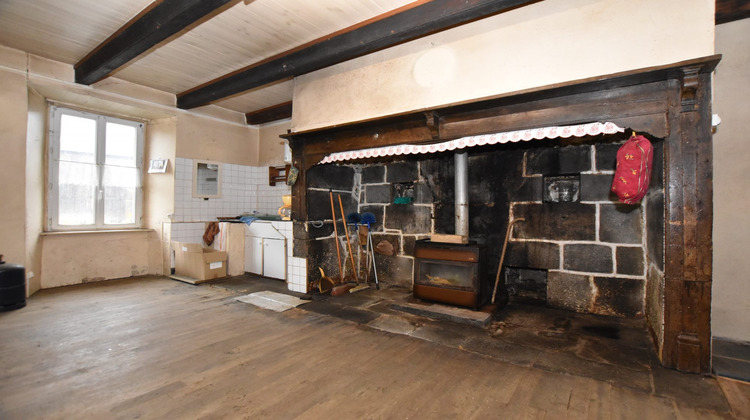 Ma-Cabane - Vente Maison Saint-Bonnet-de-Salers, 88 m²