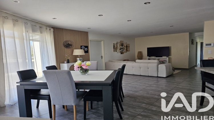 Ma-Cabane - Vente Maison Saint-Bonnet-de-Vieille-Vigne, 141 m²