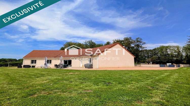 Ma-Cabane - Vente Maison Saint-Bonnet-de-Vieille-Vigne, 125 m²