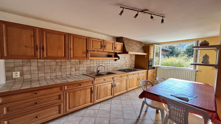 Ma-Cabane - Vente Maison Saint-Bonnet-des-Bruyères, 92 m²