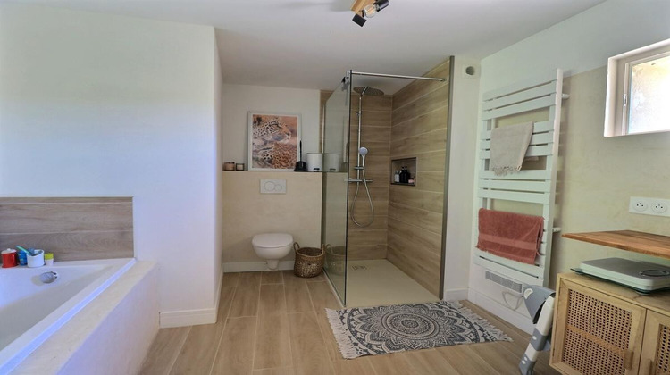 Ma-Cabane - Vente Maison SAINT BONNET DES BRUYERES, 156 m²