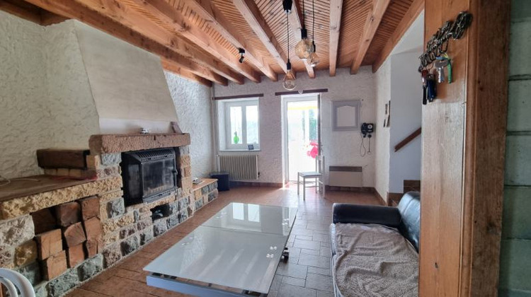 Ma-Cabane - Vente Maison Saint-Bonnet-des-Quarts, 157 m²