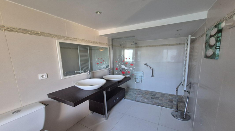 Ma-Cabane - Vente Maison SAINT BONNET ELVERT, 384 m²