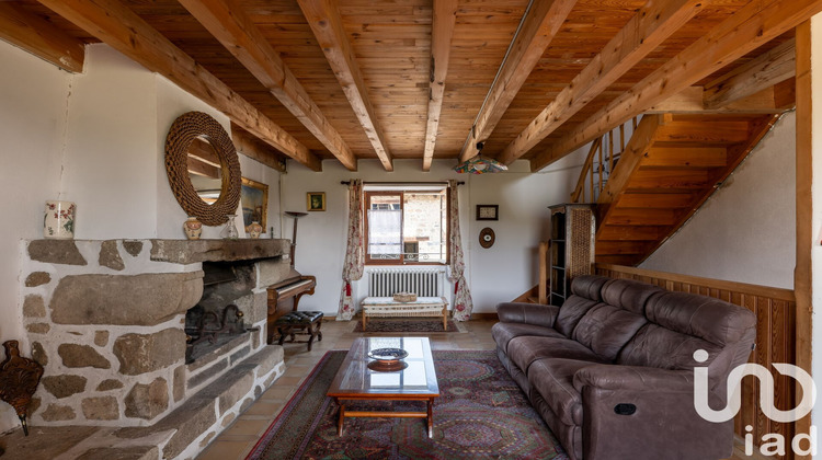 Ma-Cabane - Vente Maison Saint-Bonnet-le-Chastel, 100 m²