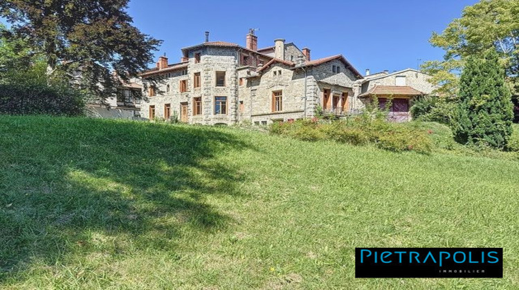 Ma-Cabane - Vente Maison Saint-Bonnet-le-Château, 718 m²