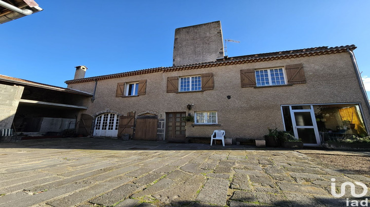 Ma-Cabane - Vente Maison Saint-Bonnet-Près-Riom, 190 m²