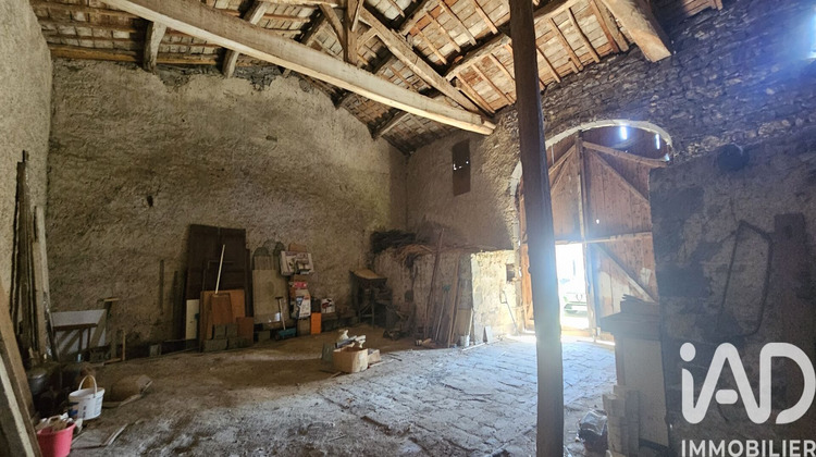 Ma-Cabane - Vente Maison Saint-Bonnet-Près-Riom, 160 m²