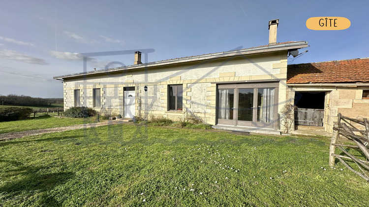 Ma-Cabane - Vente Maison Saint-Bonnet-sur-Gironde, 387 m²