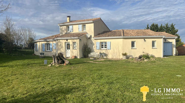 Ma-Cabane - Vente Maison Saint-Bonnet-sur-Gironde, 170 m²