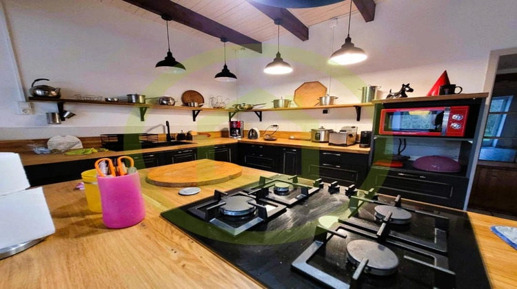 Ma-Cabane - Vente Maison SAINT BONNET SUR GIRONDE, 236 m²