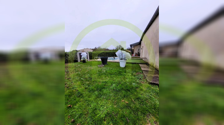 Ma-Cabane - Vente Maison SAINT BONNET SUR GIRONDE, 236 m²