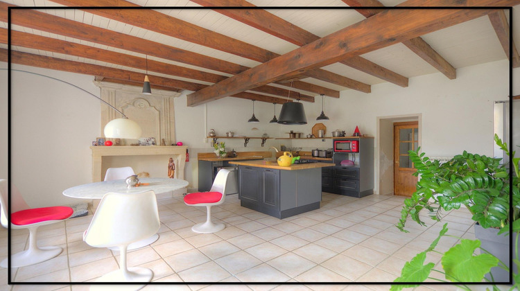 Ma-Cabane - Vente Maison Saint-Bonnet-sur-Gironde, 234 m²