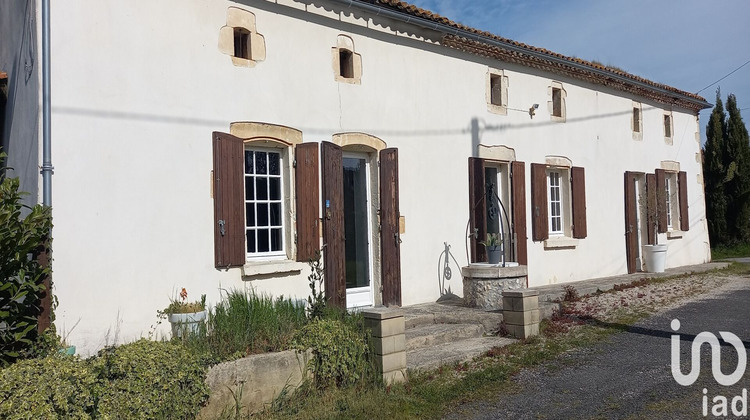 Ma-Cabane - Vente Maison Saint-Bonnet-sur-Gironde, 236 m²