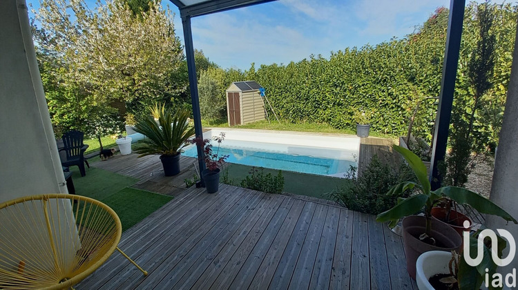 Ma-Cabane - Vente Maison Saint-Bonnet-sur-Gironde, 236 m²