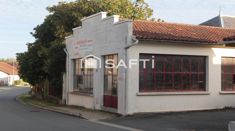 Ma-Cabane - Vente Maison Saint-Bonnet-sur-Gironde, 311 m²