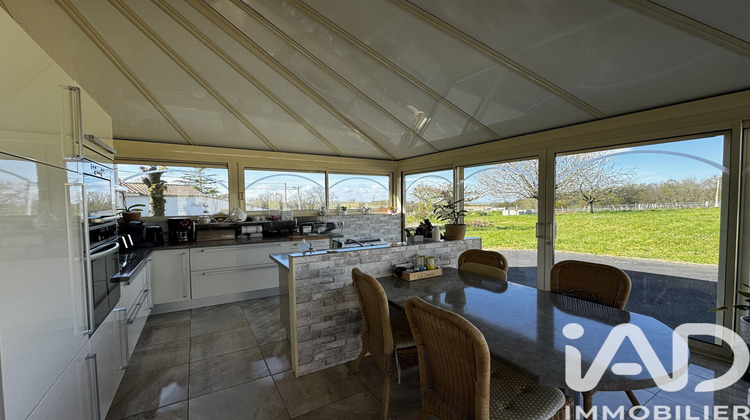 Ma-Cabane - Vente Maison Saint-Bonnet-sur-Gironde, 172 m²