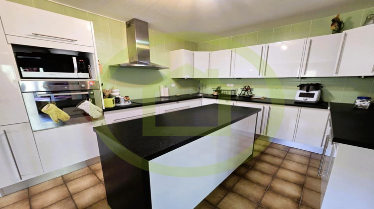 Ma-Cabane - Vente Maison SAINT BONNET SUR GIRONDE, 148 m²