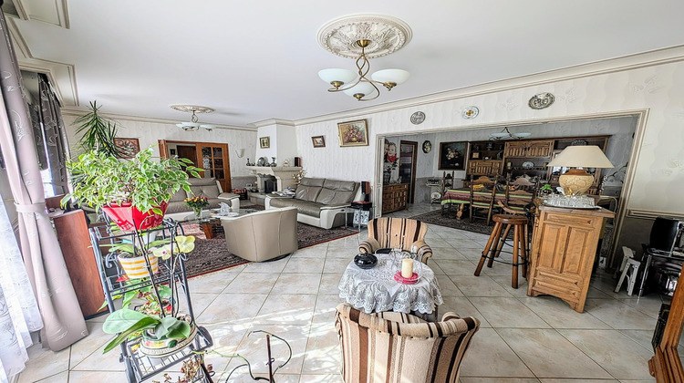 Ma-Cabane - Vente Maison Saint-Brice-en-Coglès, 238 m²