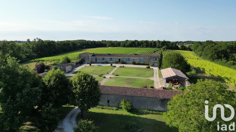 Ma-Cabane - Vente Maison Saint-Bris-des-Bois, 695 m²