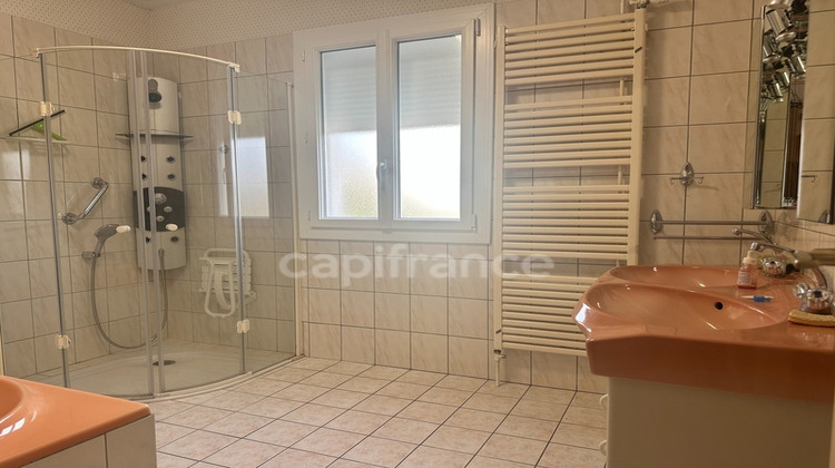 Ma-Cabane - Vente Maison SAINT BRIS LE VINEUX, 179 m²