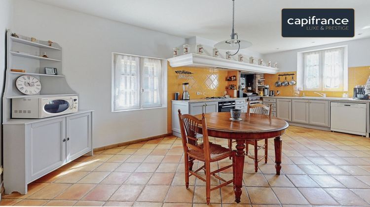 Ma-Cabane - Vente Maison SAINT CANNAT, 170 m²